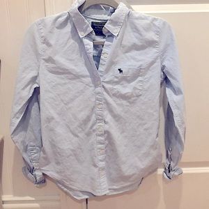 Abercrombie & Fitch blue long-sleeve women’s button-down, size S, EUC!